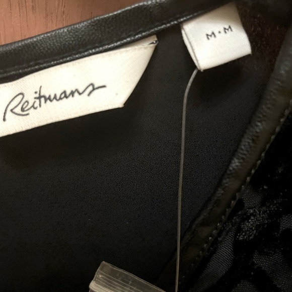 Reitman’s Medium crushed velvet front high-low tank top - Picture 5 of 6